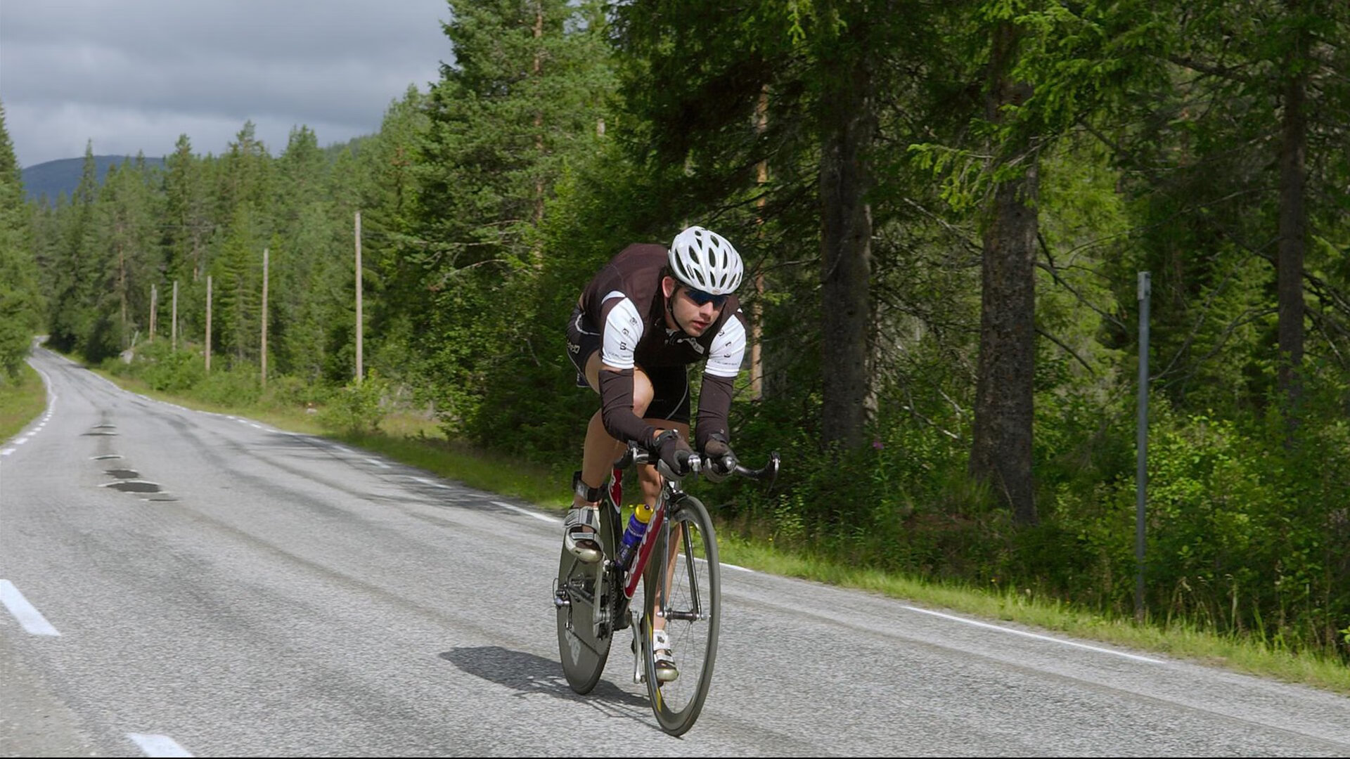 《电竞站台：品牌广告如何引爆粉丝热情》，电竞品牌推广